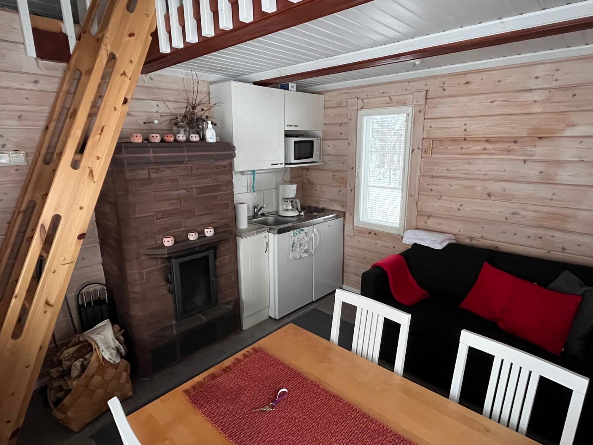 Kenttaeniemi Cottages Sonka 객실 사진